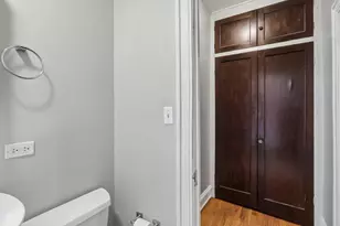 221 N Oak Park Ave, Oak Park, IL 60302 - Photo 10