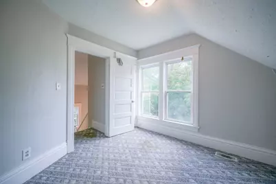 410 Albert Avenue, Rockford, IL 61101 - Photo 12