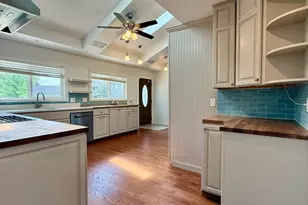 4433 Wildwood Dr, Crystal Lake, IL 60014 - Photo 8