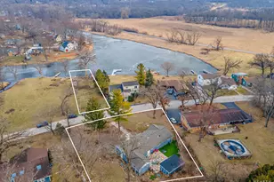4433 Wildwood Dr, Crystal Lake, IL 60014 - Photo 36