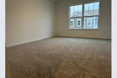 560 Wolverine Drive, Aurora, IL 60502 - Photo 12