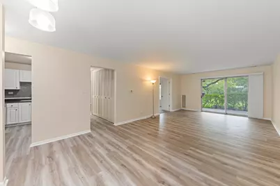 245 S Park Lane #103, Palatine, IL 60074 - Photo 4