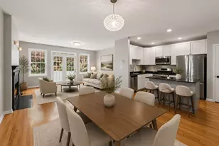 853 W Lakeside Pl, Chicago, IL 60640 - Photo 2