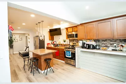 2711 N Marmora Avenue, Chicago, IL 60639 - Photo 6