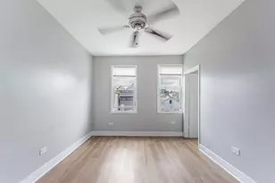 1019 W 18th St, Chicago, IL 60608 - Photo 18