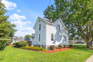 100 Burlington St, Somonauk, IL 60552 - Photo 30