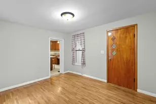 100 Burlington St, Somonauk, IL 60552 - Photo 4