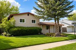 16908 Laramie Ave, Oak Forest, IL 60452 - Photo 1