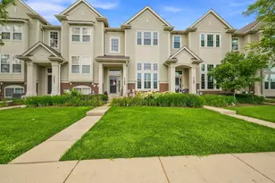 1165 Comiskey Ave, North Aurora, IL 60542 - Photo 1