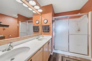 1165 Comiskey Ave, North Aurora, IL 60542 - Photo 28