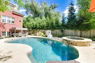 1106 Astor Pl, Glencoe, IL 60022 - Photo 8