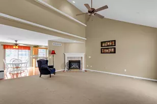 4007 Aberdeen Dr, Champaign, IL 61822 - Photo 10
