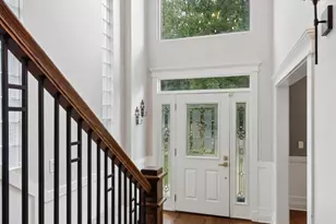 4412 W Bryn Mawr Ave, Chicago, IL 60646 - Photo 2