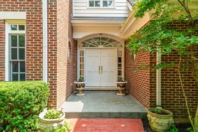 863 Gloucester Crossing, Lake Forest, IL 60045 - Photo 2