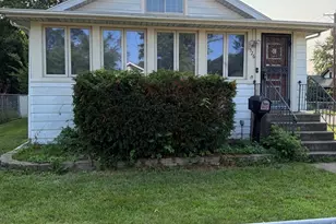 1526 Price St, Rockford, IL 61103 - Photo 2
