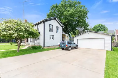 202 N Main Street #1, Sandwich, IL 60548 - Photo 2