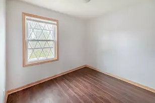 5156 W 63rd Pl, Chicago, IL 60638 - Photo 10
