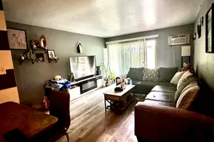 1 B E Dundee Quarter Dr, Palatine, IL 60074 - Photo 4