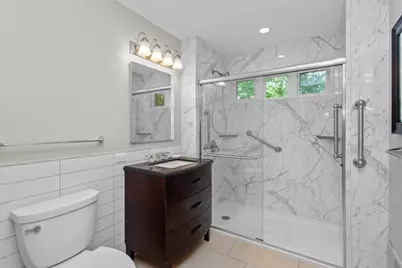 807 Surrey Lane, Glenview, IL 60025 - Photo 22