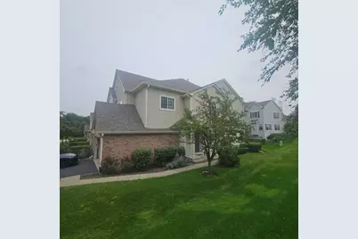 6085 Delaney Drive, Hoffman Estates, IL 60192 - Photo 1