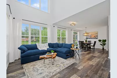 129 Chestnut Hills Circle #129, Burr Ridge, IL 60527 - Photo 6