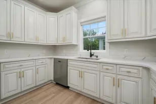3704 Boulder Ridge Dr, Champaign, IL 61822 - Photo 16