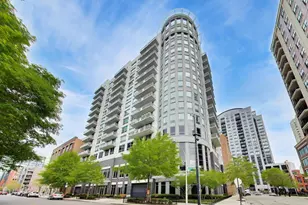 421 W Huron St, Chicago, IL 60654 - Photo 1
