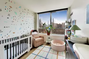 421 W Huron St, Chicago, IL 60654 - Photo 12