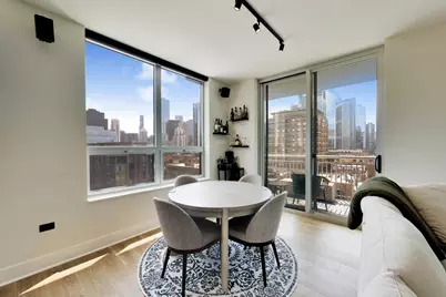 421 W Huron Street #1305, Chicago, IL 60654 - Photo 8