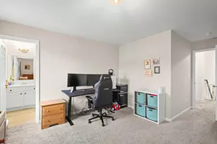 2935 Madison Dr, Naperville, IL 60564 - Photo 20