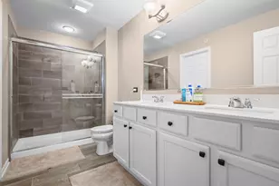 2935 Madison Dr, Naperville, IL 60564 - Photo 18