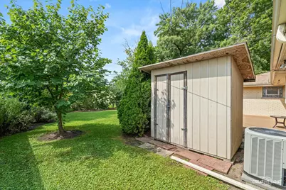 6137 W 127th Street, Palos Heights, IL 60463 - Photo 16