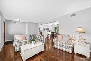 6137 W 127th St, Palos Heights, IL 60463 - Photo 2