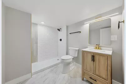 10546 S Avenue J, Chicago, IL 60617 - Photo 22