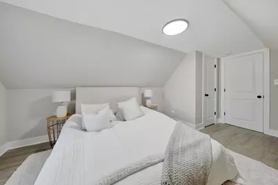10546 S Avenue J, Chicago, IL 60617 - Photo 20