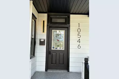 10546 S Avenue J, Chicago, IL 60617 - Photo 2