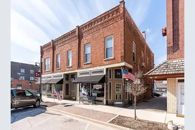 73 S Main Street #2R, Oswego, IL 60543 - Photo 2