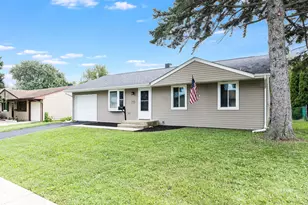 275 E Lincoln Ave, Glendale Heights, IL 60139 - Photo 2
