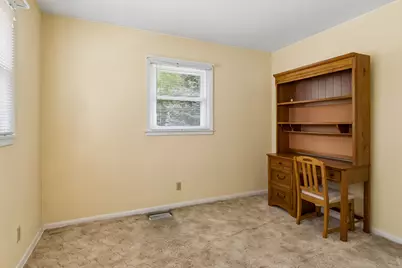 777 Redwood Drive, Aurora, IL 60506 - Photo 10
