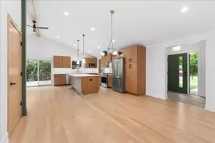 12405 S 75th Ave, Palos Heights, IL 60463 - Photo 4