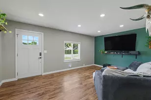 205 S Washington St, Mansfield, IL 61854 - Photo 10