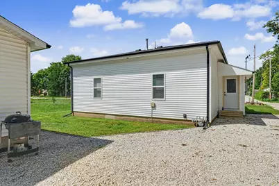205 S Washington Street, Mansfield, IL 61854 - Photo 32