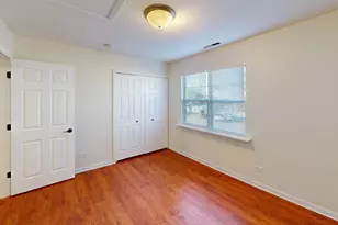 1985 Westview Ln, Round Lake Beach, IL 60073 - Photo 22
