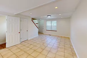 1985 Westview Ln, Round Lake Beach, IL 60073 - Photo 24
