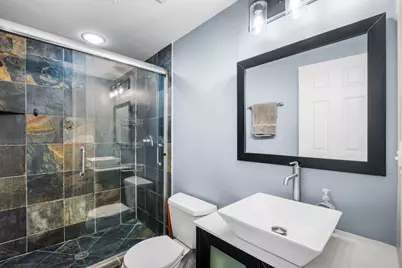 1911 S State Street #1, Chicago, IL 60616 - Photo 14
