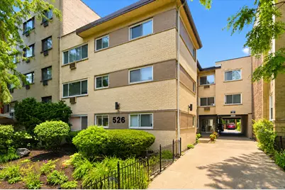 526 W Roscoe Street #2A, Chicago, IL 60657 - Photo 1