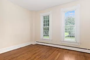 642 E Chicago St, Elgin, IL 60120 - Photo 12