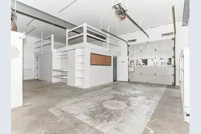 642 E Chicago Street, Elgin, IL 60120 - Photo 36