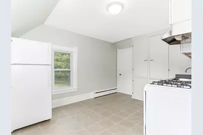 642 E Chicago Street, Elgin, IL 60120 - Photo 24