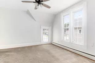 642 E Chicago St, Elgin, IL 60120 - Photo 22